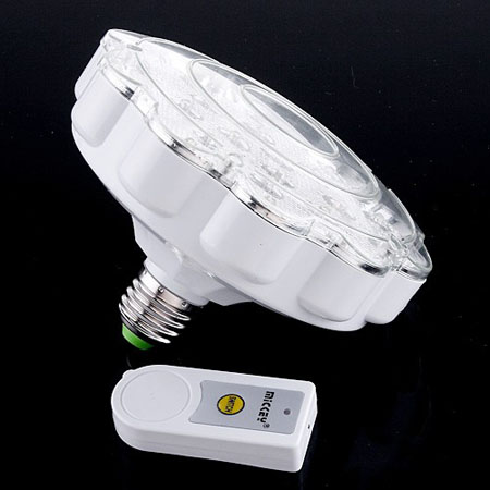  Lámpara de 21 LED recargable y a control remoto para emergencias