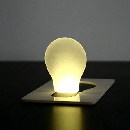  Lámpara LED portátil en forma de tarjeta para cartera